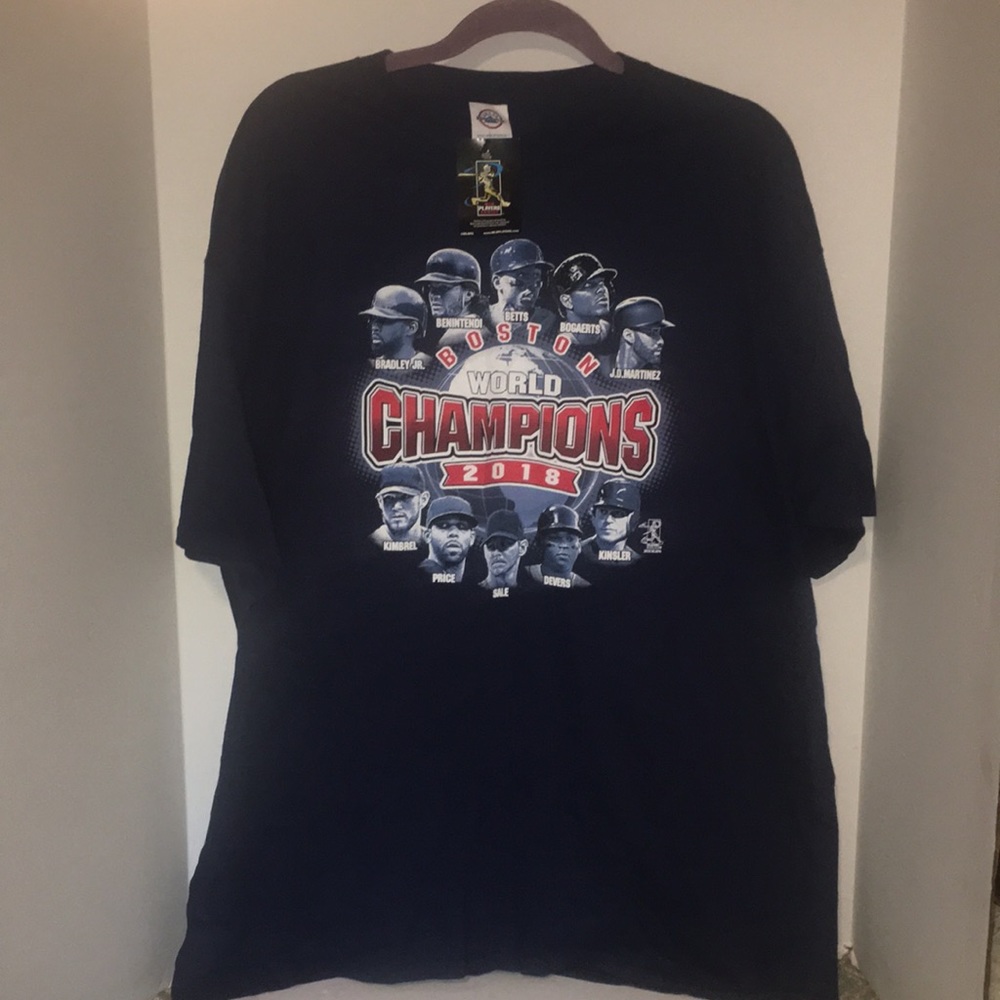 BOSTON RED SOX 2018 WORLD CHAMPIONS GRAPHIC TEE NWT PLAYERS CHOICE SIZE 2XL.